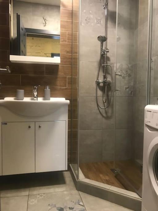 Mihajlovik Lux Apartment In Heart Of Üsküp Dış mekan fotoğraf
